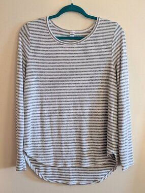 NWOT Old Navy Long Sleeve Top, White with Grey Stripes, Size L